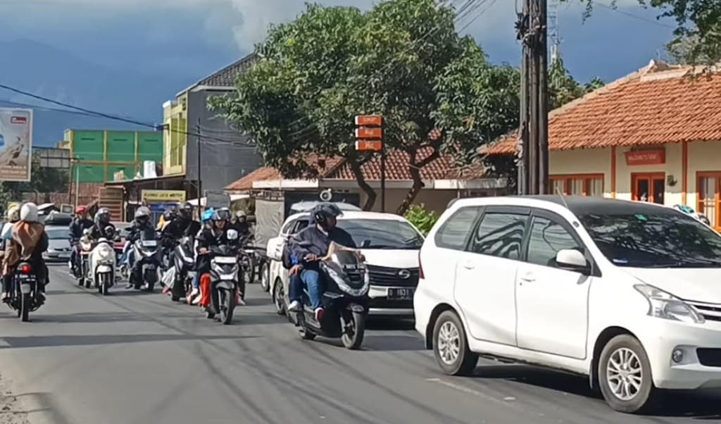 Arus Mudik di Lingkar Gentong Terus Meningkat, Kendaraan Dialihkan ke Pasar Ciawi