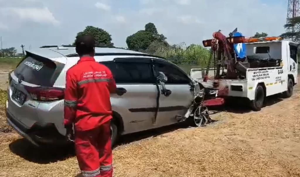 Kronologi Kecelakaan Maut Honda BRV vs Rush di Tol Pemalang, Sopir Diduga Ngantuk