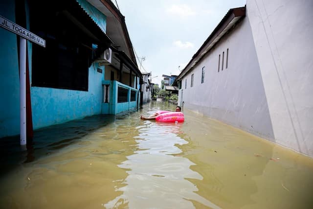 Banjir Jakarta, 21 RT Terendam Imbas Luapan Kali Ciliwung