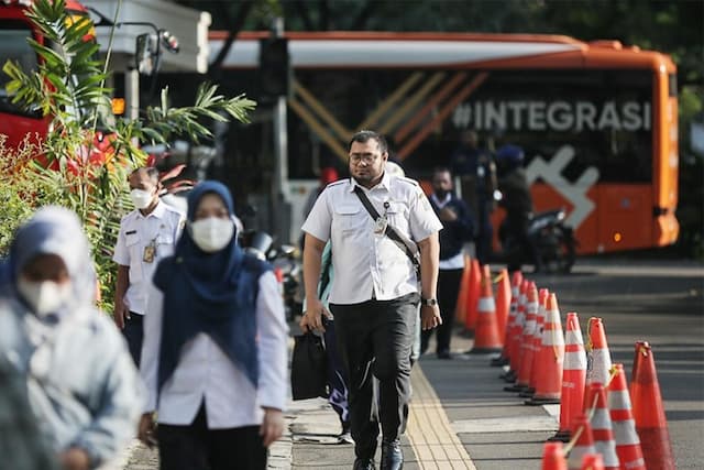 DKI Siap Terapkan WFH Sehari dalam Sepekan, Kapan?