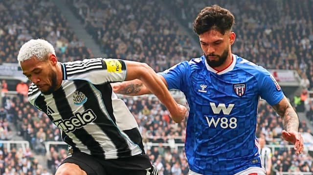 Comeback Gila di Derby! Sunderland Bungkam Newcastle, Pelatih Bongkar Rahasianya