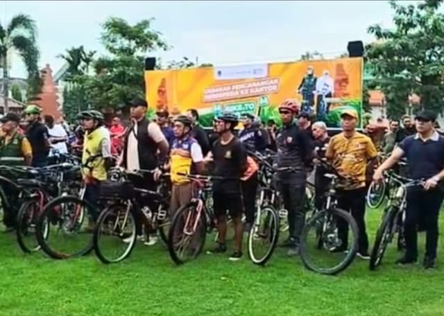 Hemat BBM, Wali Kota Mojokerto Wajibkan Seluruh ASN Pakai Sepeda tiap Jumat