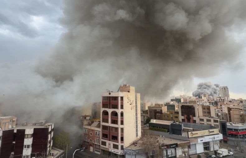 Menhan Israel Sesumbar Hancurkan Iran sampai Kembali ke Zaman Batu, Incar Mojtaba 