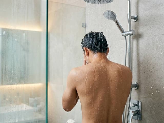 Warga Korsel Diminta Persingkat Waktu Mandi demi Hemat Energi