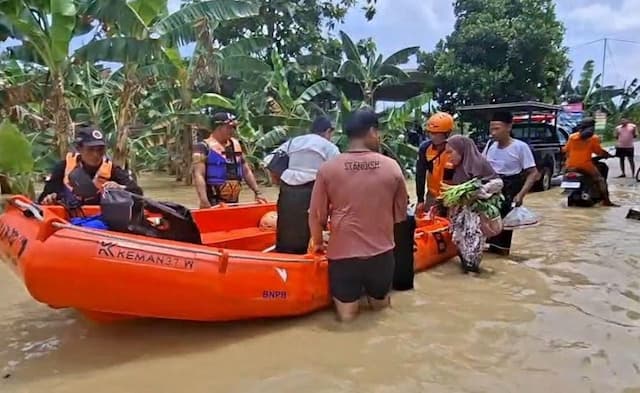Banjir Terjang 4 Kecamatan di Demak, 1 Orang Hilang dan 4.280 Jiwa Terdampak