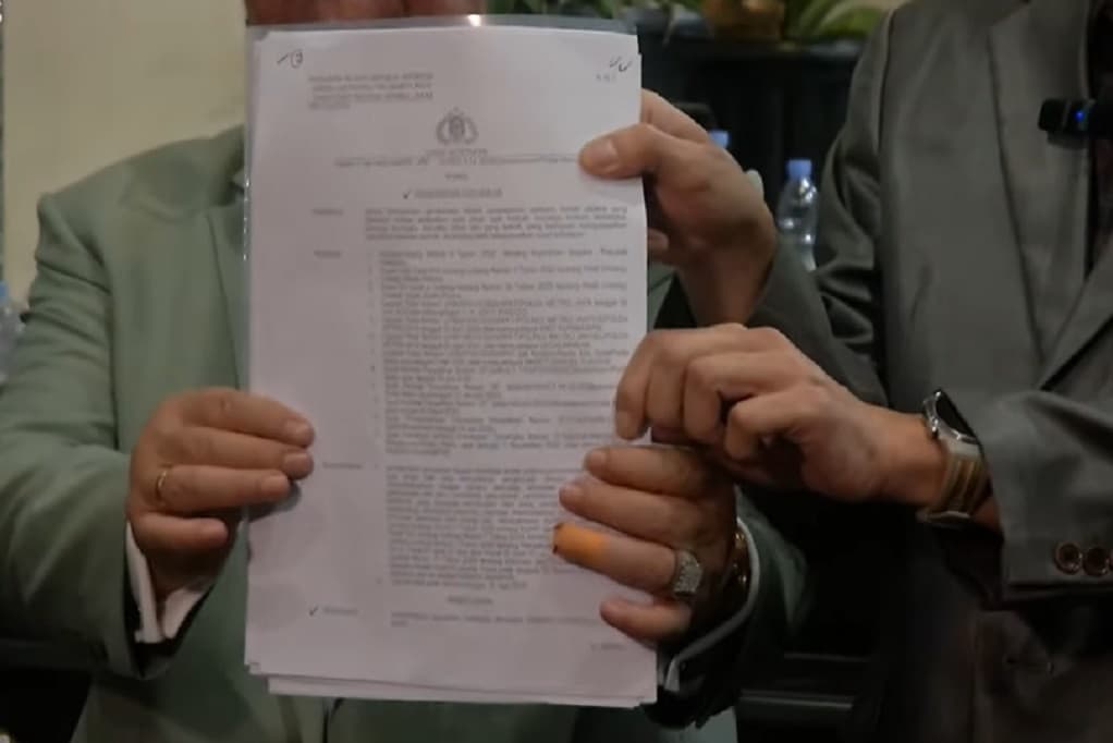 Rismon Sianipar Pamerkan SP3 Kasus Ijazah Jokowi: Sudah Resmi!