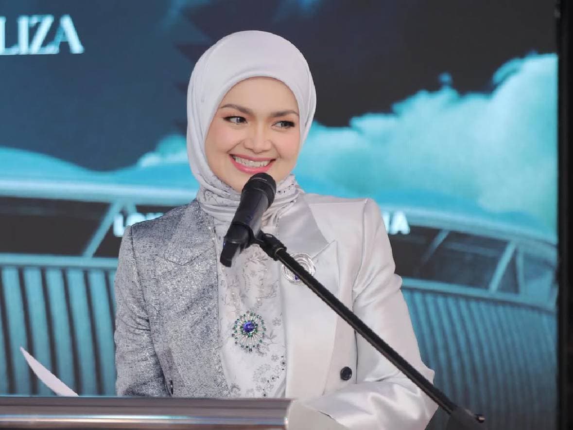Kronologi Lengkap Siti Nurhaliza Kecelakaan Mobil di Jalan Tol, Menegangkan Banget!