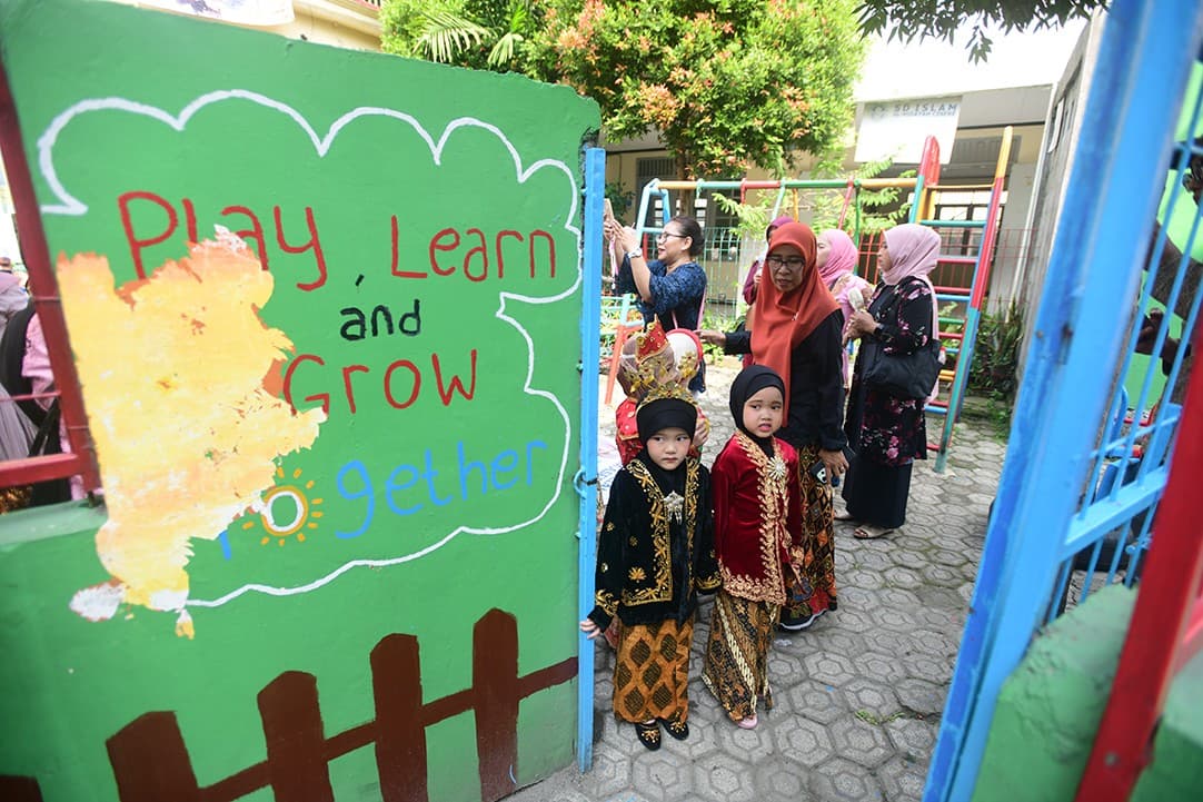 Antusiasme Murid TK Pakai Busana Tradisional Peringati Hari Kartini