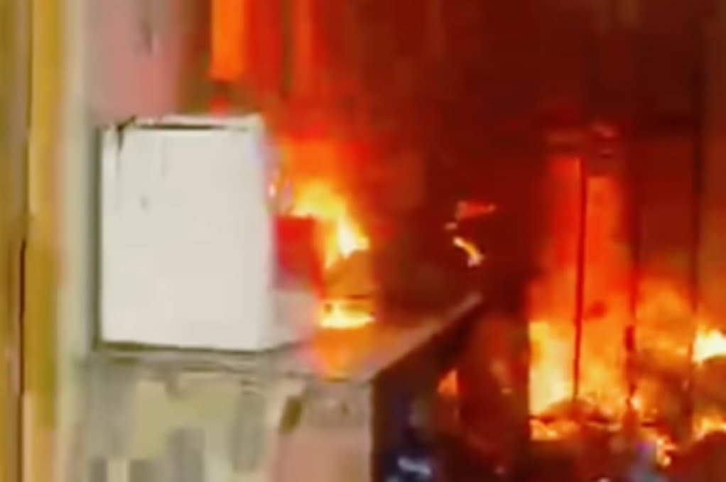 Kebakaran Kontrakan di Jaktim, Seorang Perempuan Tewas Terjebak dalam Bangunan