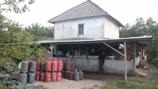 Rumah Pengoplos Elpiji Subsidi di Bangka Tengah Digerebek Polisi, 4 Orang Ditangkap