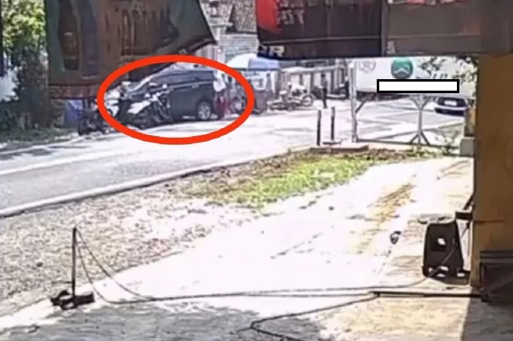 Kecelakaan Mobil Kepala Dinas di Pandeglang Tabrak Siswa SD di Sekolah, 2 Orang Tewas