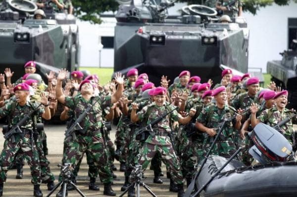 Sejarah Baret Ungu Korps Marinir TNI Angkatan Laut, Diambil dari Selendang Nyi Roro Kidul