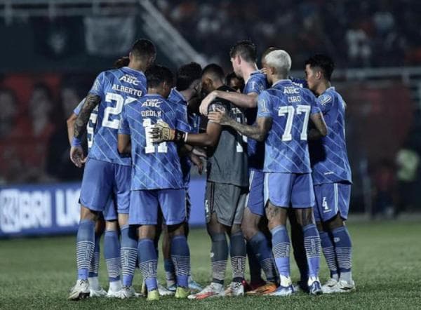 Persib vs Persebaya: Rekor Pertemuan dan Motivasi Tinggi Sambut Big Match