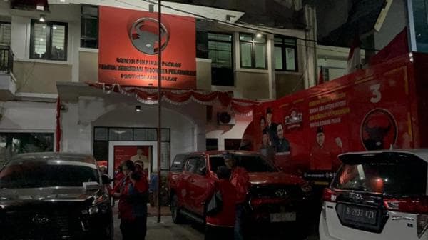 Jelang Pengumuman Calon Gubernur, Begini Suasana Kantor PDIP Jabar