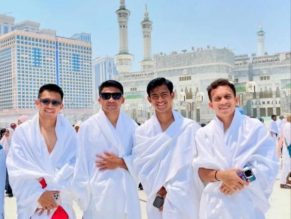 Tiba di Arab Saudi, Pemain Timnas Indonesia Jalani Umrah Atas Instruksi Shin Tae-yong