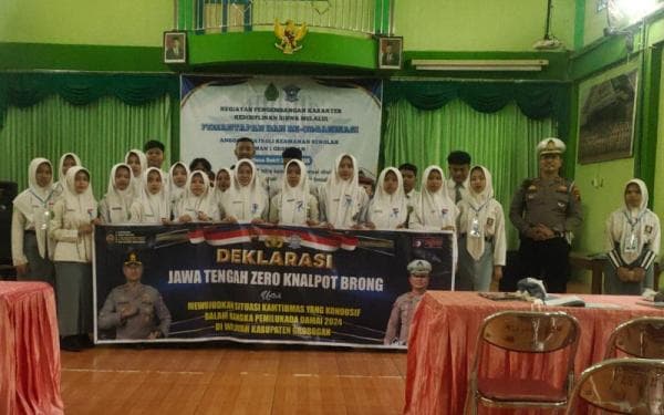 Siswa MAN 1 Grobogan Deklarasikan Dukungan Jawa Tengah Zero Knalpot Brong