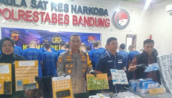 Bandar Besar Obat Keras Ditangkap di Bandung, Polisi Sita 285.000 Butir Hexymer dan Tramadol