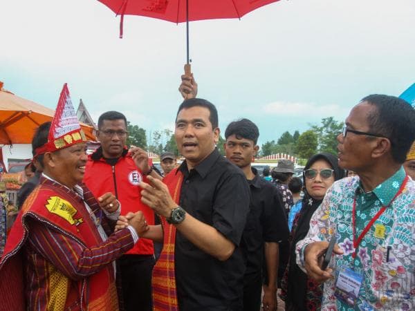 Hasan Basri Sagala Ajak Generasi Muda Lestarikan Budaya Batak