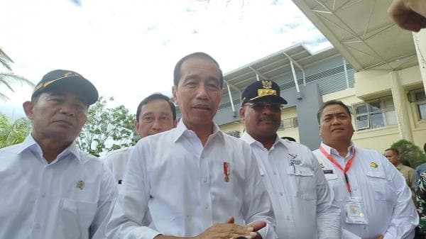 Jokowi Kunjungi RSUDZA Sebelum Pembukaan PON XXI, Soroti Pentingnya Penambahan Fasilitas