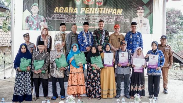 Disdukcapil Ciamis Distribusikan 270 Dokumen Kependudukan di Desa Lumbungsari