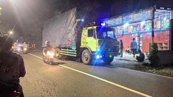 Kecelakaan Maut! Motor Terlindas Truk di Kota Banjar, 1 Orang Tewas