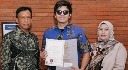 Akhirnya, Atta Halilintar Punya Ijazah SMA di Usia 29 Tahun, Netizen: Lanjut Kuliah Hukum