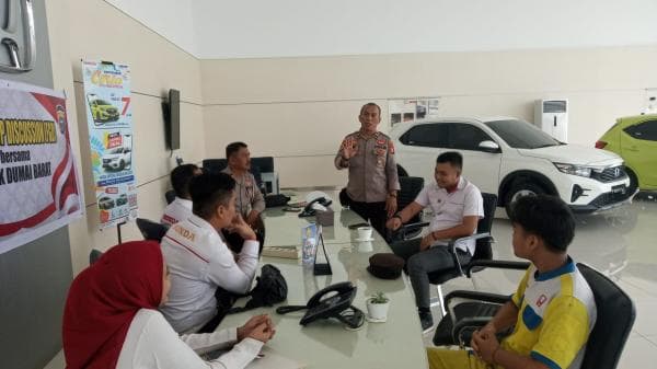 Polsek Dumai Barat Adakan Giat Cooling System Berupa FGD di Showroom Mobil Honda