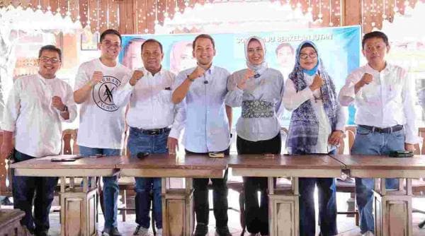 Respati Ardi - Astrid Hadiri Deklarasi Tim Pemenangan dan Sampaikan Pesan Presiden Jokowi