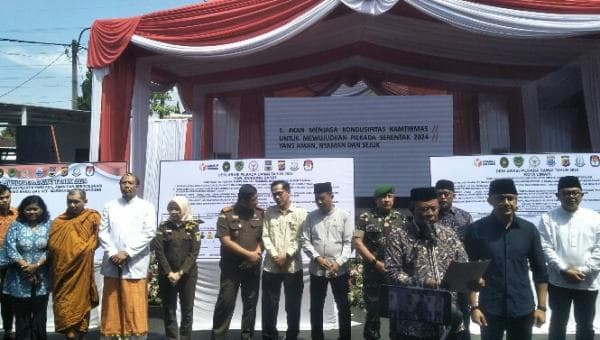 Paslon Kepala Daerah di Cimahi dan Bandung Barat Sepakat Jaga Pilkada Damai