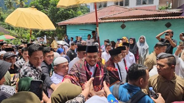 Madina All In, Bobby Nasution Disambut 2 Calon Bupati dan Ribuan Warga