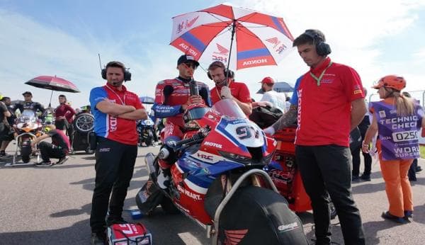 Motul Hadirkan Hospitality Premium demi Manjakan Penggemar di WSBK Cremona 2024