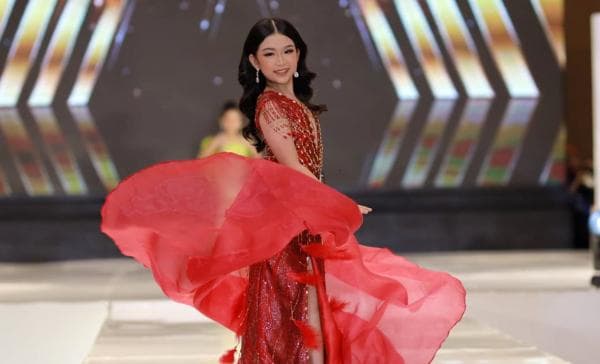 Perjuangan Summer Nichols hingga Meraih 1st Runner Up Putri Belia Jawa Timur 2024