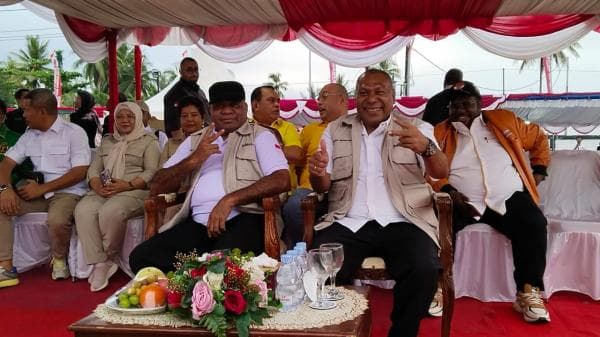 Program Unggulan Papua Cerdas, Matius Fakhiri – Aryoko Rumaropen Siapkan Kartu Khusus