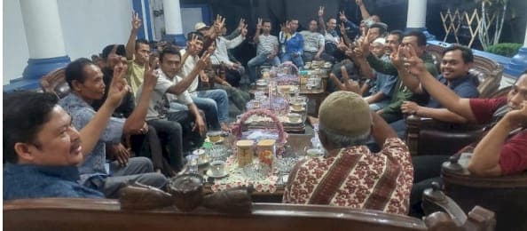 Masyarakat Desa Gedung Gumanti Tegaskan Dukungan Kuat untuk Paslon Nanda-Anton