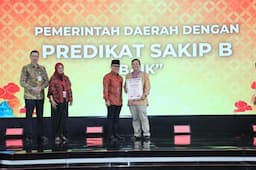 Pj Bupati Abdya Terima Penghargaan SAKIP Award 2024