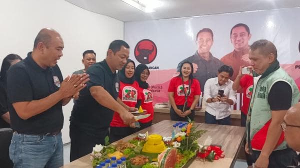 Hendrar Prihadi Resmikan Posko Pemenangan "Jateng Perkasa" di Jalan Pandanaran Semarang