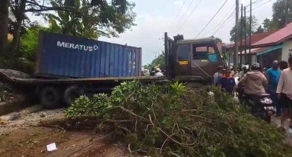 Kecelakaan Hari Ini di Jalur Padang Panjang-Bukittinggi, 10 Orang Luka Parah