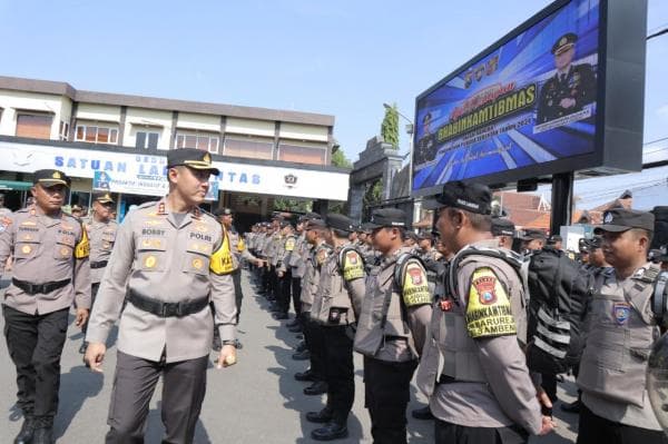 Apel Kesiapan Bhabinkamtibmas Polres Lamongan untuk Pengamanan Pilkada Serentak 2024