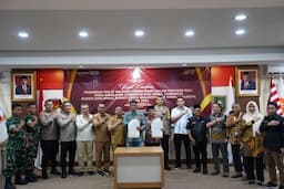 Rapat Koordinasi TPS Perbatasan: Persiapan Matang Pemilu Riau 2024