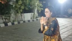 Sri Mulyani Tiba di Kertanegara Kenakan Baju Batik Cokelat dan Celana Hitam, Masih Jadi Menkeu?