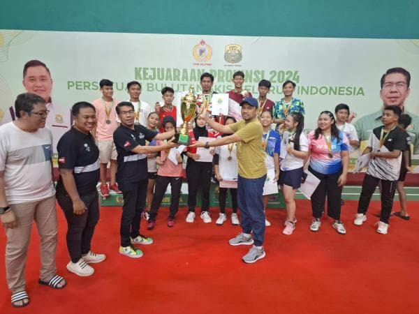 PBSI Palu Raih Juara Umum di Kejuaraan Provinsi 2024, Gufran Ahmad Apresiasi Prestasi Atlet