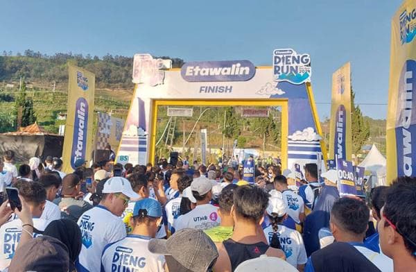 Etawalin Dieng Run 2024, 2.500 Pelari Rasakan Sensasi Lari di Atas Awan