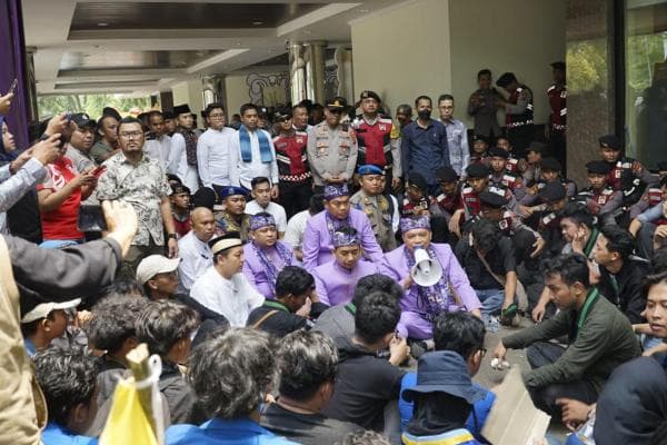 DPRD Respon Demo Mahasiswa di Perayaan HUT ke-392 Kabupaten Tangerang: Aspirasinya Tepat