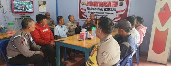 Mempersiapkan Pelaksanaan Pilkada Serentak, Polsek Sungai Sembilan Gelar FGD Bersama Masyarakat