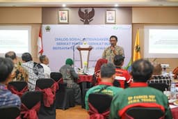 Pj Gubernur Jateng Kumpulkan Buruh hingga Pengusaha jelang Penetapan Upah Minimum 2025