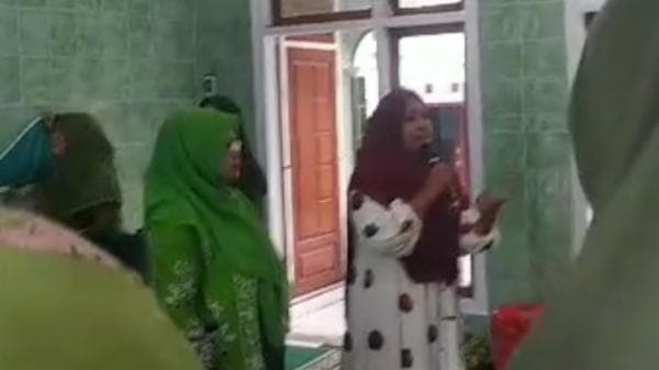 Heboh! Video Kampanye Ra Hamid dan Ra As'ad di Masjid Bondowoso Viral