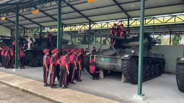 Siswa SDIT Siti Hajar Medan Ikuti Latihan Kepemimpinan di Batalyon Kavaleri