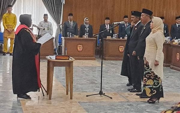 Unsur Pimpinan DPRD Kobar 2024-2029 Resmi Dilantik, Sri Lestari Wakil Ketua II