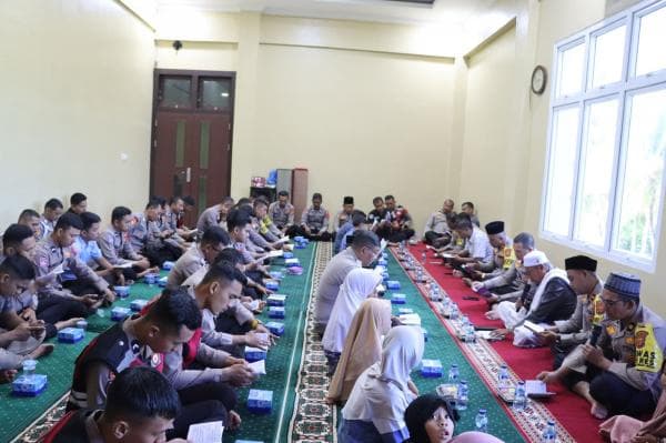 Santunan Anak Yatim, Polres Pidie Jaya Tingkatkan Kepedulian Sosial