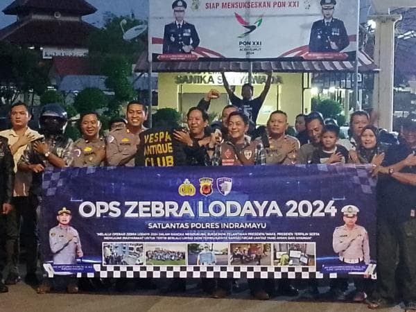 Jalin Kekompakan VAC Indramayu Gelar Konvoi Bareng Komunitas di HUT ke-27